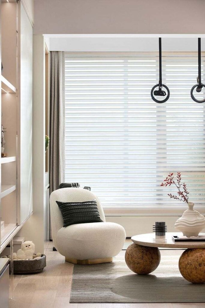 Vertical blinds for workspace